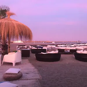 Apartamento Con Piscina ,playa Con Vistas Panorámicas En La Marina De Sotogrande, San Roque (Andalucia)
