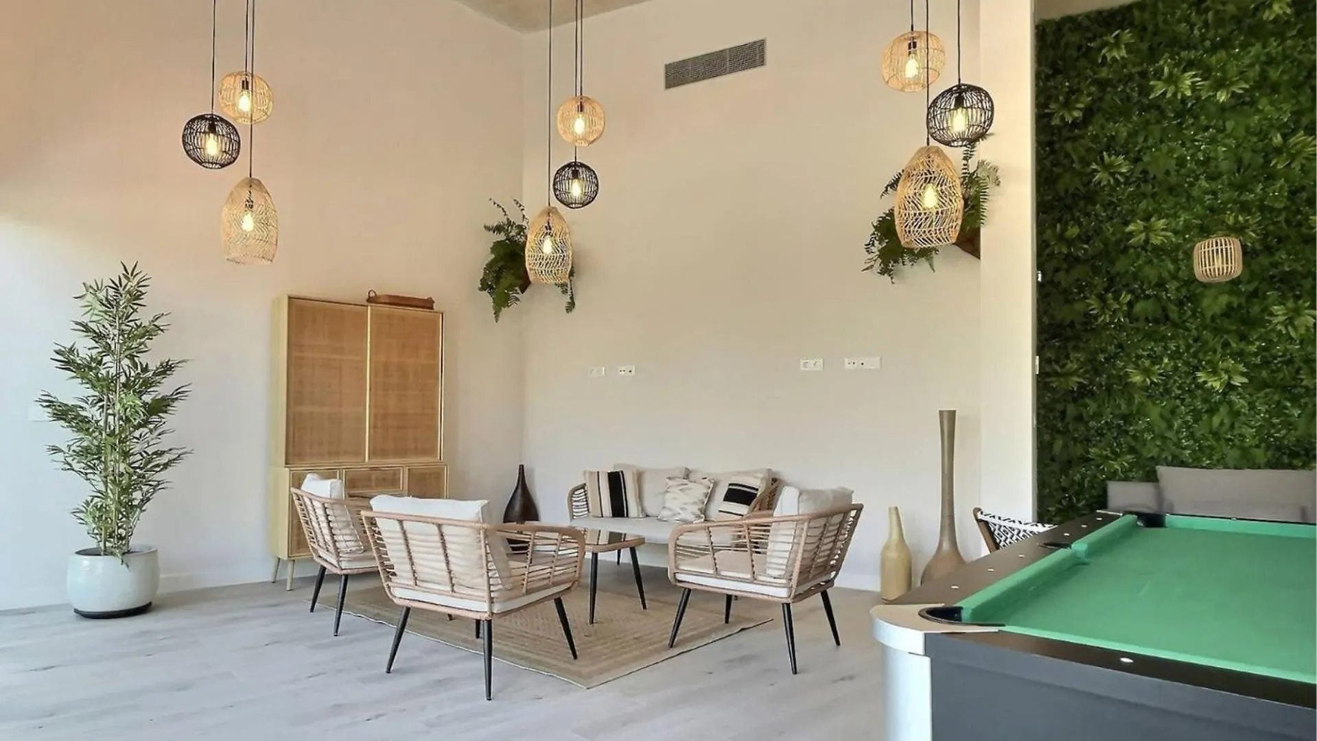 Experience Luxury In This Stunning Three-Bedroom Modern Townhouse Frontline To The San Roque Golf Holiday home San Roque (Andalucia)