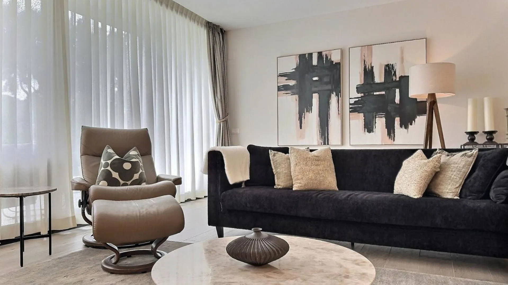Experience Luxury In This Stunning Three-Bedroom Modern Townhouse Frontline To The San Roque Golf Holiday home